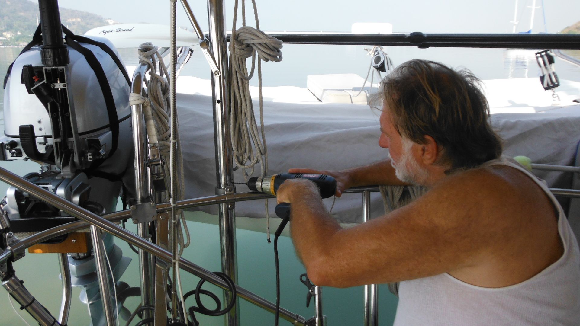 Chip & Debbie Willis on s\v Elegant'sea Garhauer Marine Lifting Davit